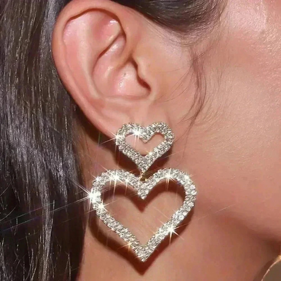 Stunning Heart Shaped 925 Silver Hoop Earrings Fashion Women's Jewelry Gift - Picture 3 of 4